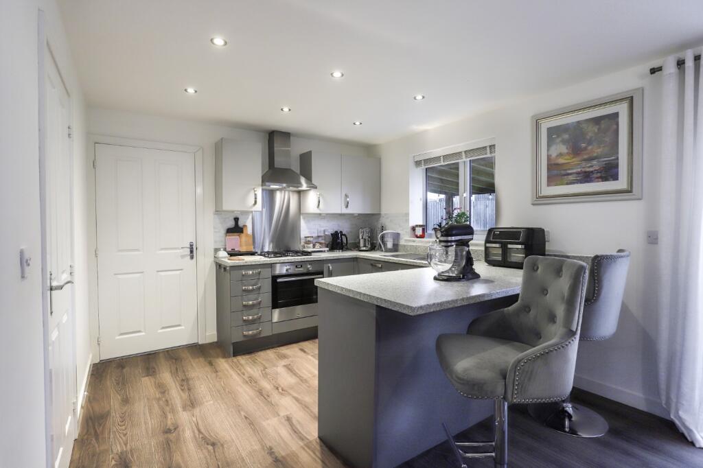 Additional property image - Ffordd Deiniol, Oakenholt, Flint, Flintshire, CH6 5FH