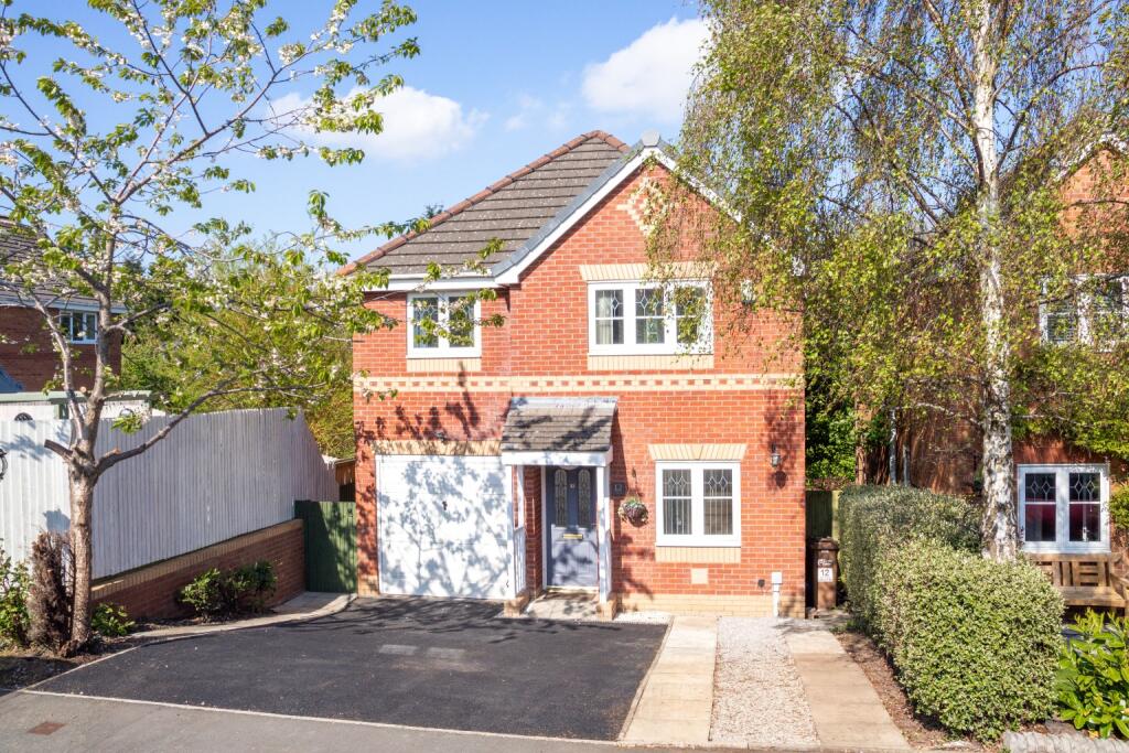 Main image of property: Ffordd Kinderley, Connah's Quay, Deeside, Flintshire, CH5 4HE