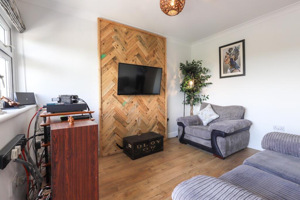 Main image of property: Thornfield Avenue, Connah's Quay, Deeside, Flintshire, CH5 4HX