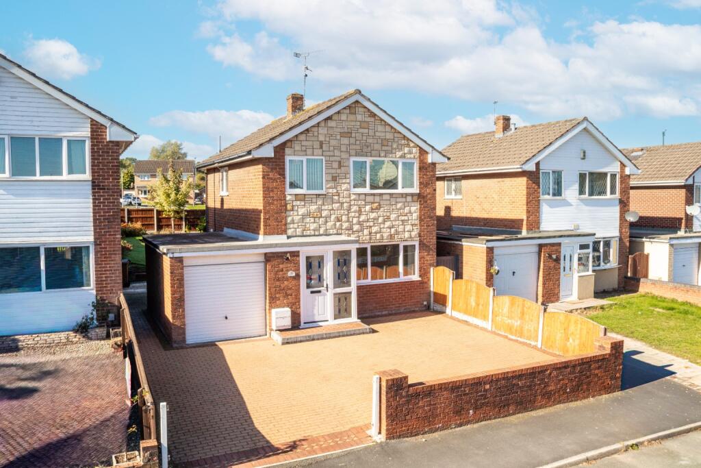 Main image of property: Golftyn Drive, Connah's Quay, Deeside, Flintshire, CH5 4BG
