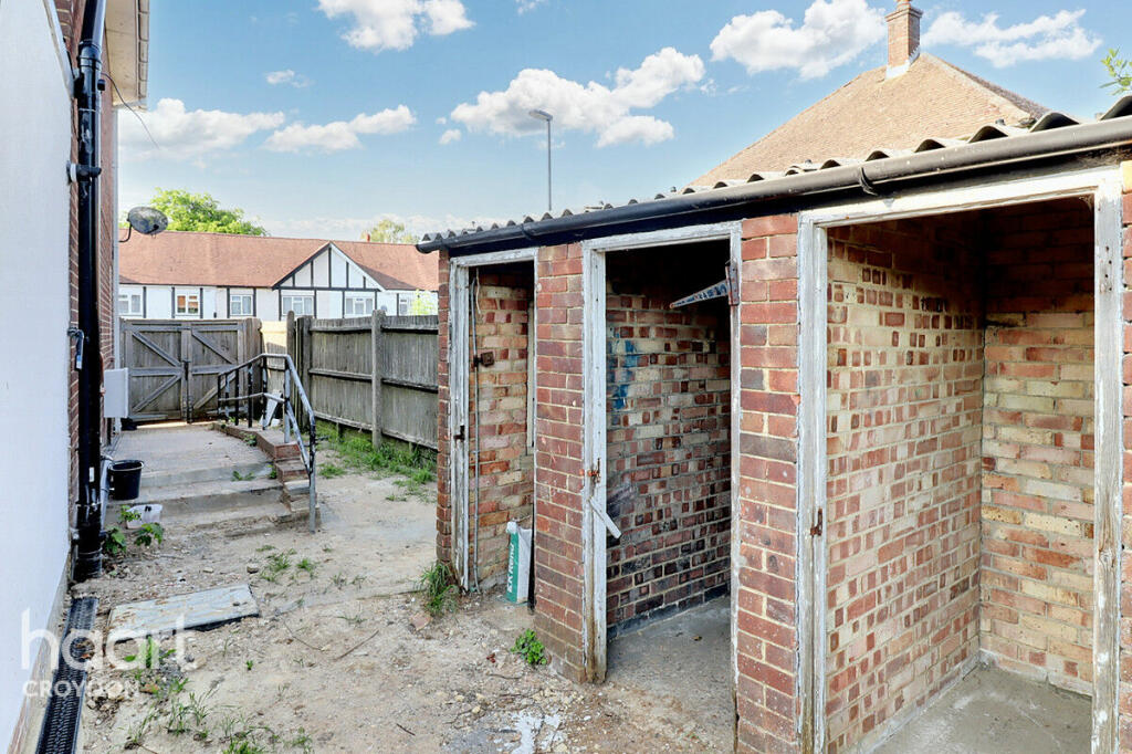 Additional property image - Taunton Lane, Coulsdon