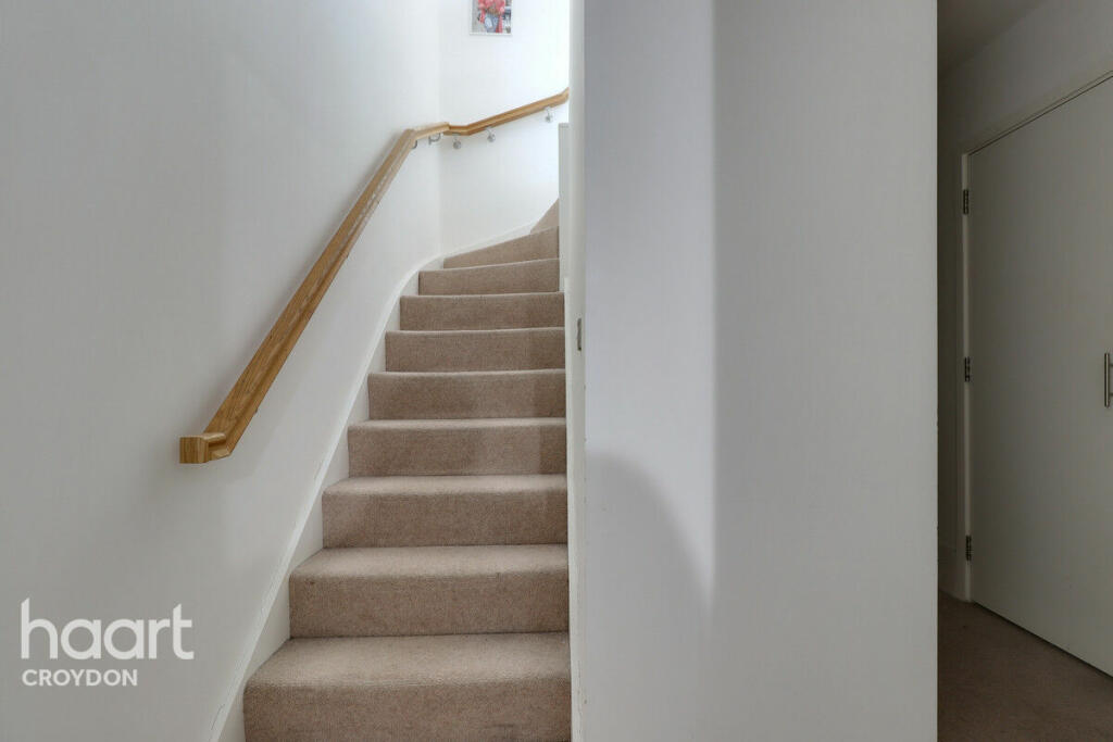 Additional property image - Cross Road, Croydon