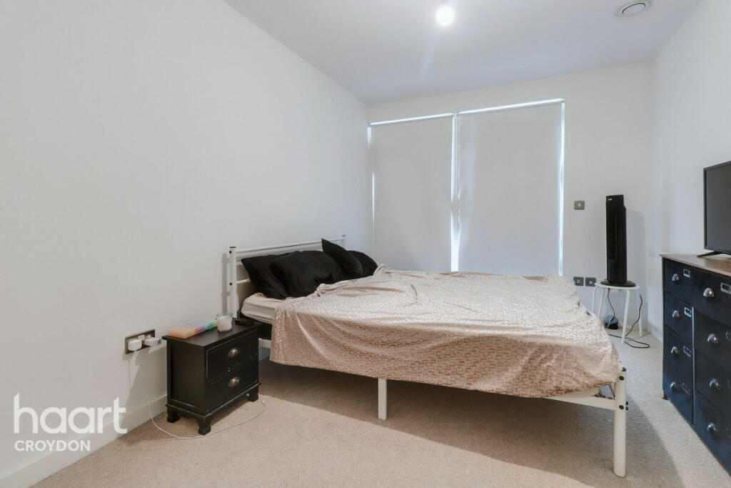 Additional property image - Cross Road, Croydon