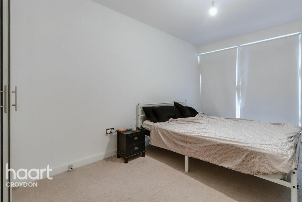 Additional property image - Cross Road, Croydon