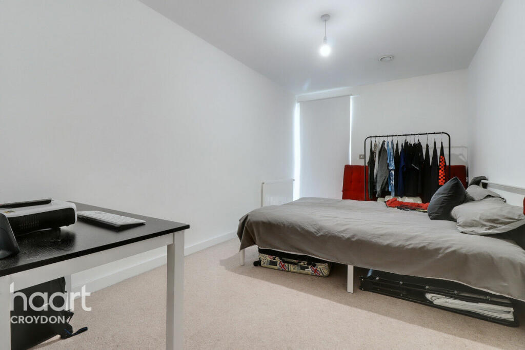 Additional property image - Cross Road, Croydon