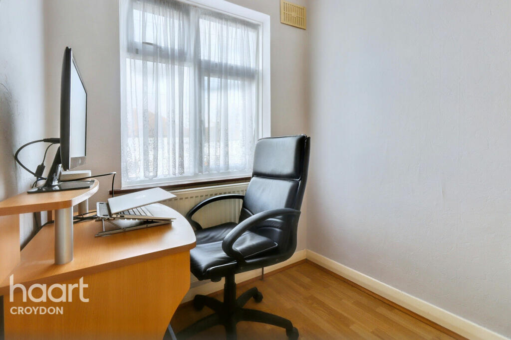 Additional property image - Thornton Avenue, Croydon