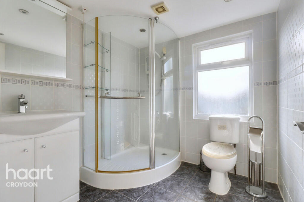 Additional property image - Thornton Avenue, Croydon