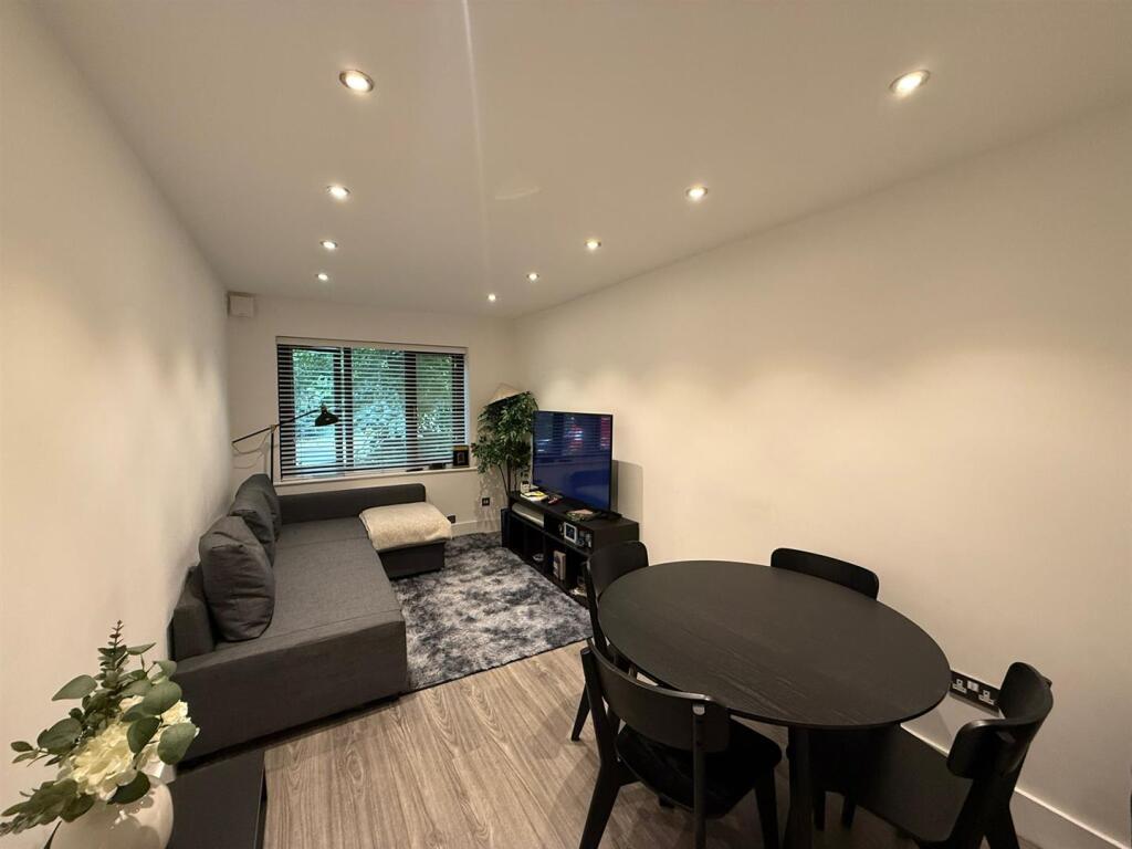 Main image of property: Verulam Avenue, London