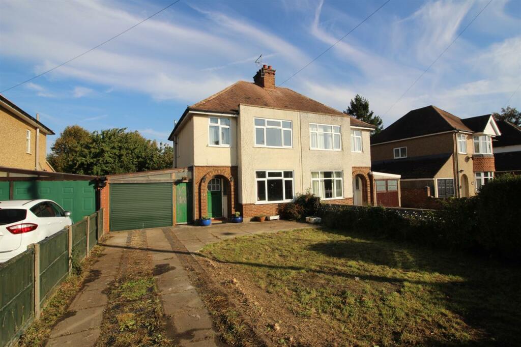 3 bedroom semidetached house for sale in Ridge Road, Kempston Rural, MK43