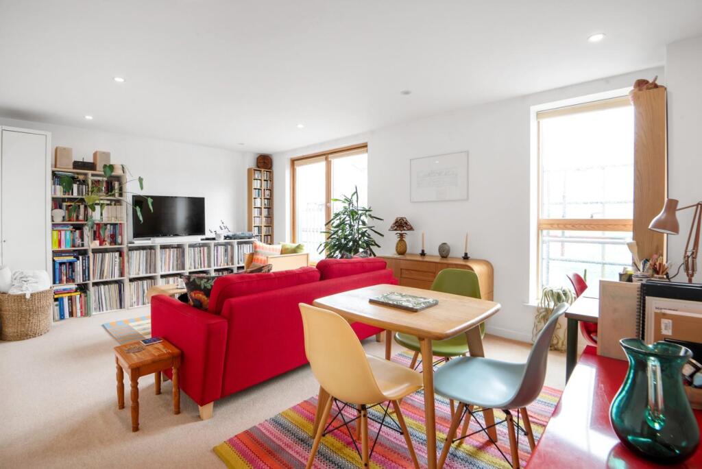 Main image of property: Barretts Grove, London, N16