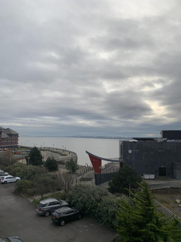 2 bedroom apartment for sale in Riverside Drive, Liverpool Docks, L3