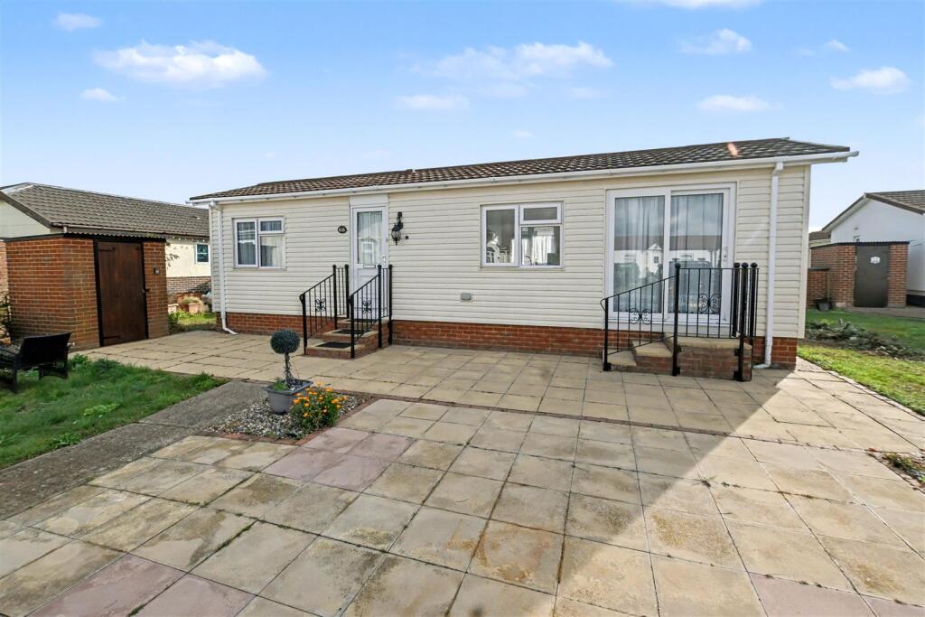 Main image of property: Kings park, Creek Road, Canvey Island