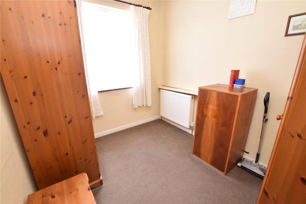 3 bedroom semidetached house for sale in Haydon Road, Dagenham, RM8
