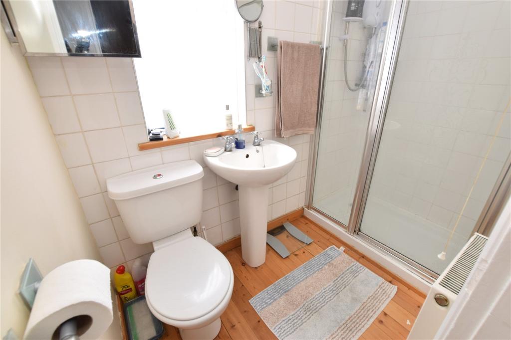 3 bedroom semidetached house for sale in Haydon Road, Dagenham, RM8
