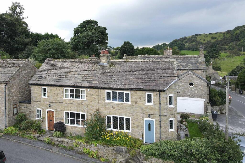 Main image of property: Berristall Lane, Rainow, MACCLESFIELD
