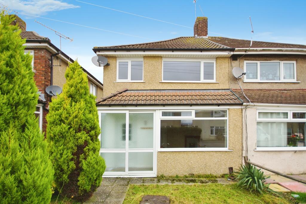 3 bedroom semidetached house for sale in Rodway Road, Patchway