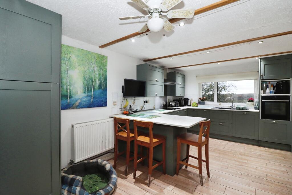 Additional property image - Gloucester Road, Rudgeway, Bristol, Gloucestershire, BS35