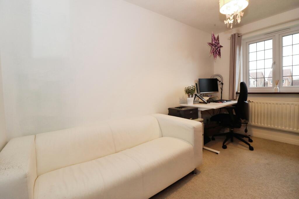 Additional property image - Juniper Way, Bradley Stoke, Bristol, Gloucestershire, BS32