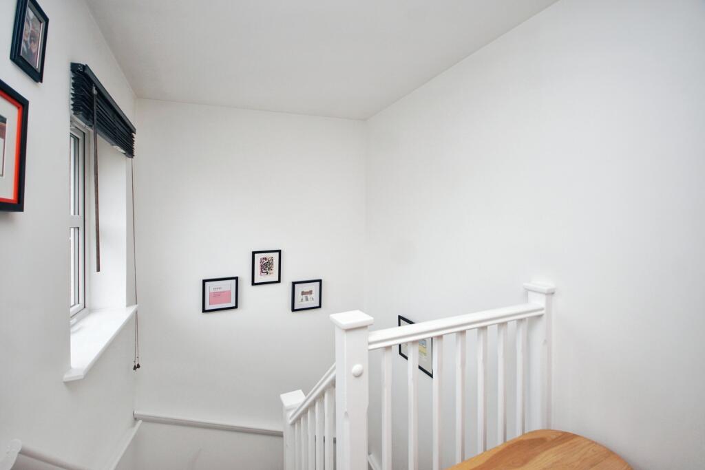 Additional property image - Champs Sur Marne, Bradley Stoke, Bristol, Gloucestershire, BS32