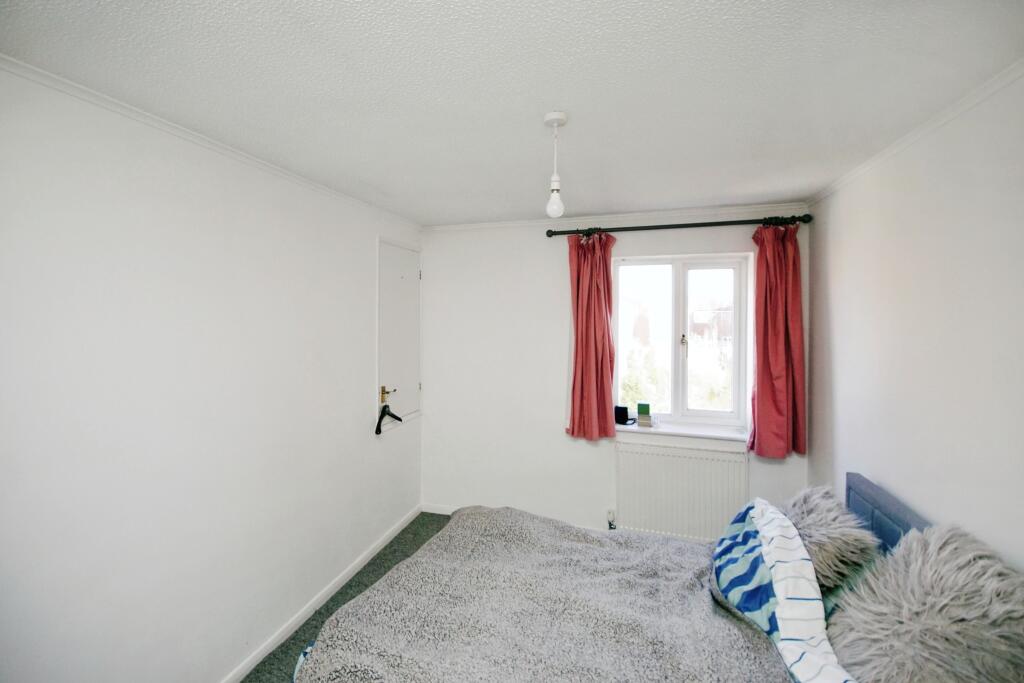 Additional property image - Oaktree Crescent, Bradley Stoke, Bristol, BS32