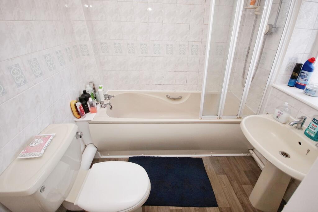 Additional property image - Oaktree Crescent, Bradley Stoke, Bristol, BS32