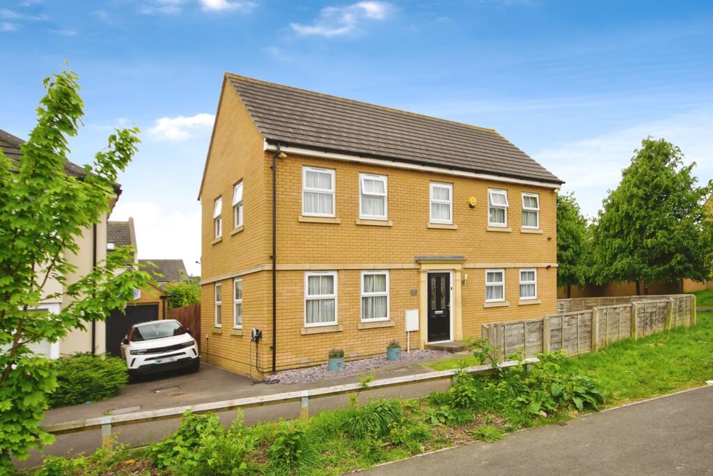 Main image of property: Oak Leaze, Patchway, Bristol, Gloucestershire, BS34