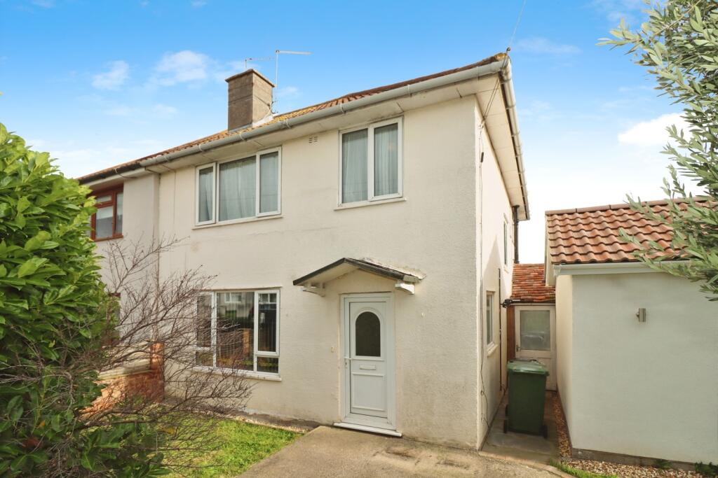 Main image of property: Bradley Road, Patchway, Bristol, Gloucestershire, BS34