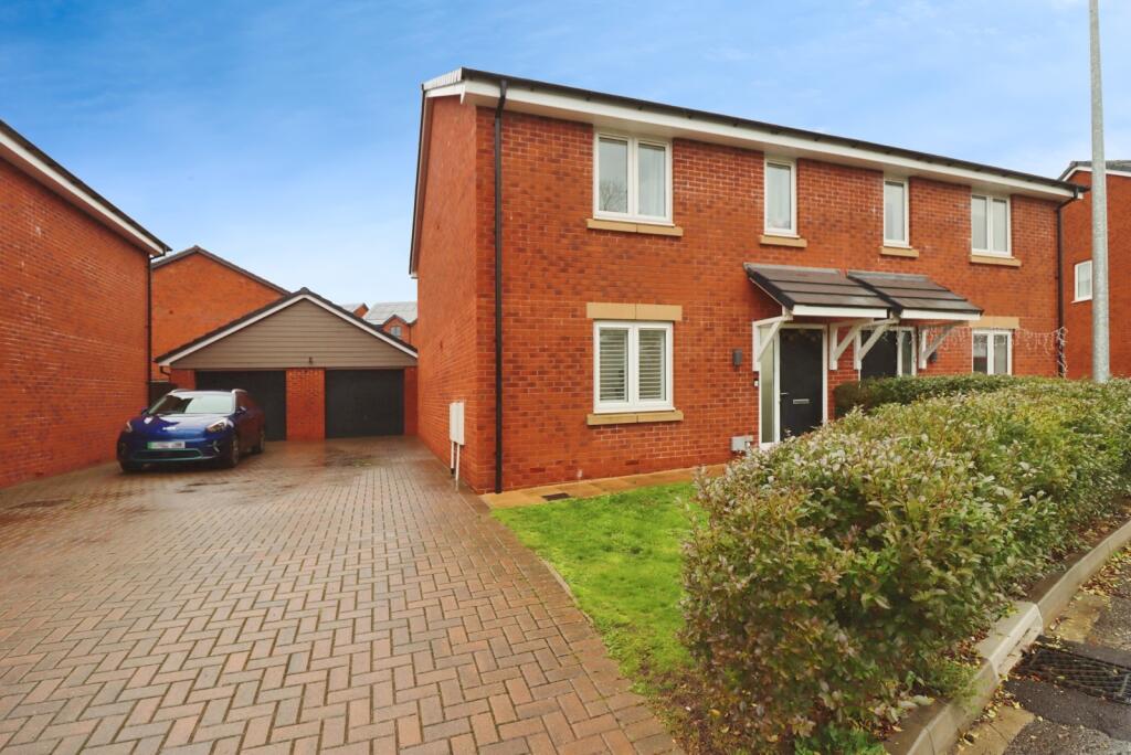 Main image of property: Poppy Close, Stoke Gifford, Bristol, Gloucestershire, BS34