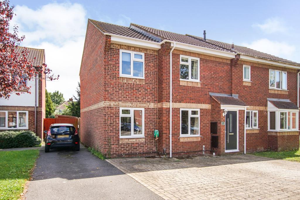 3 bedroom semidetached house for sale in The Close, Little Stoke