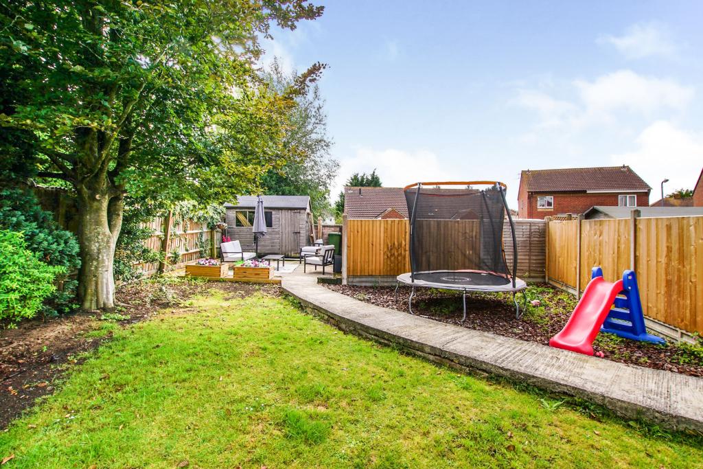 3 bedroom semidetached house for sale in The Close, Little Stoke