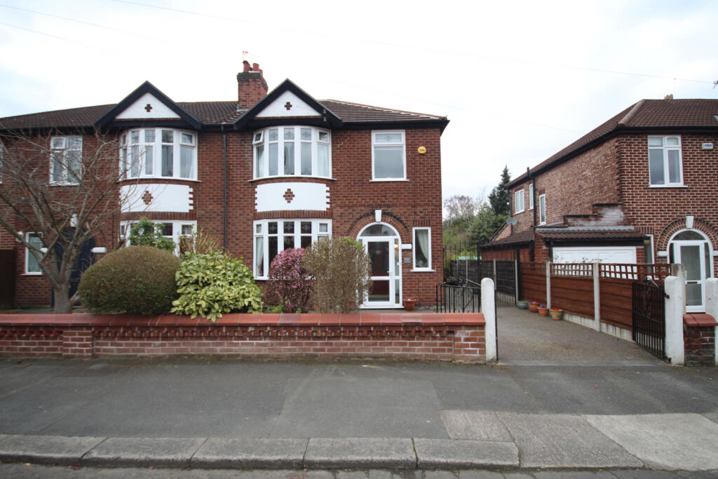 3 bedroom semidetached house for sale in Cromwell Road, Stretford, M32