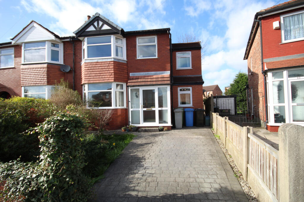 4 bedroom semidetached house for sale in Braemar Avenue, Stretford