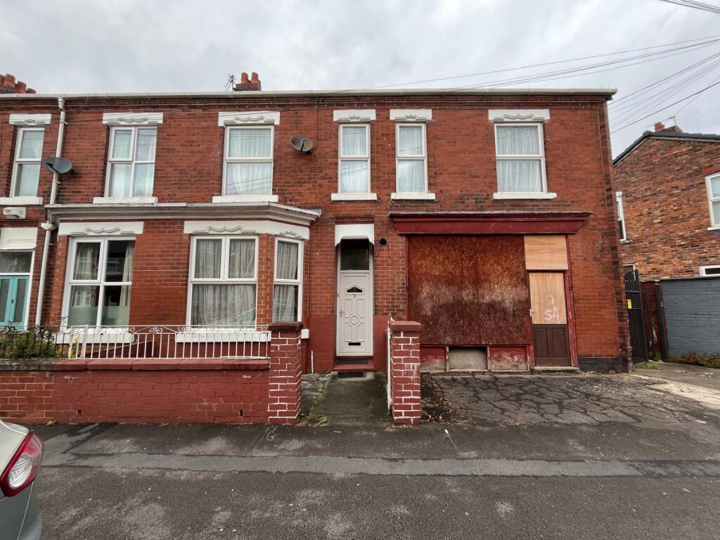 3 bedroom terraced house for sale in Norton Street, Old Trafford, M16 7GQ, M16