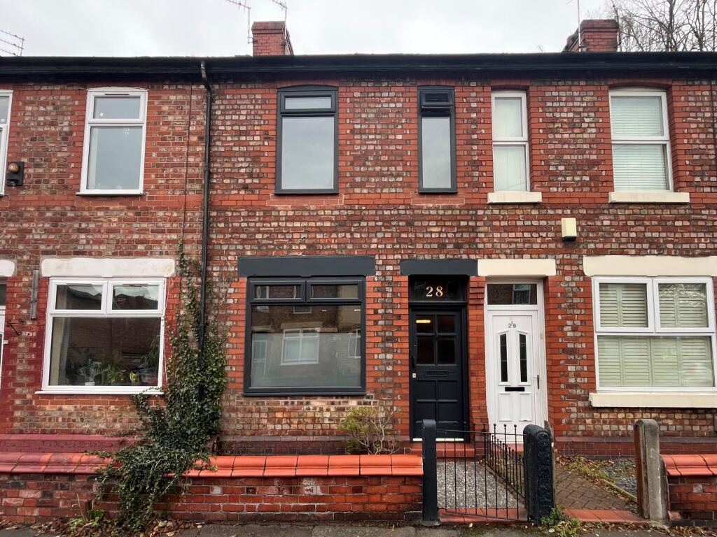 Main image of property: Pinnington Lane, Stretford, M32