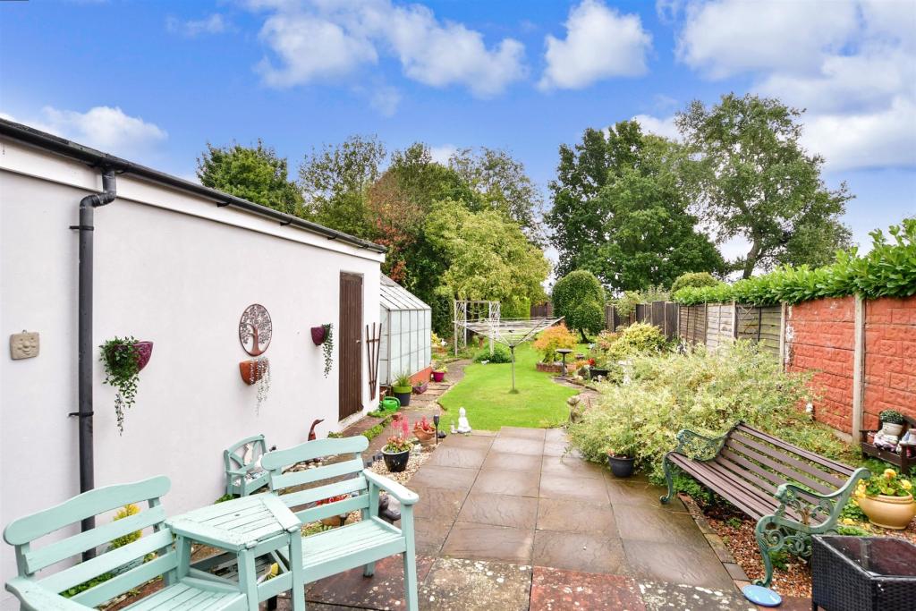 Additional property image - Fitzalan Road, Arundel, West Sussex