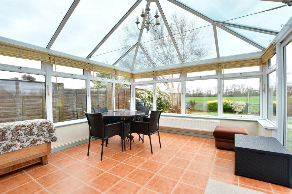 4 bedroom detached house for sale in Apple Tree Walk, Climping, West