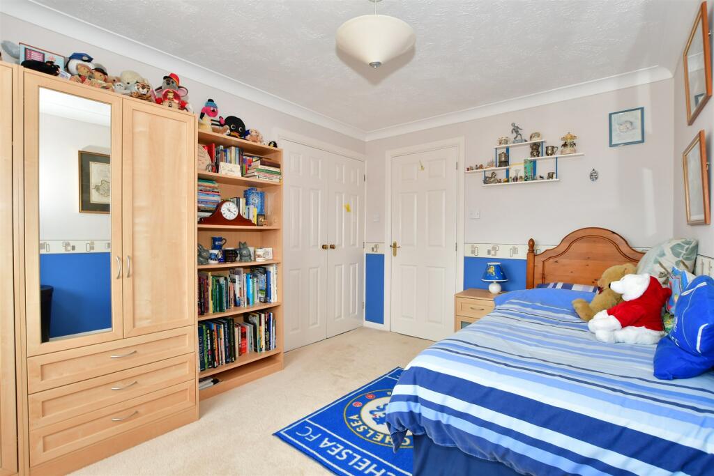 4 bedroom detached house for sale in Apple Tree Walk, Climping, West