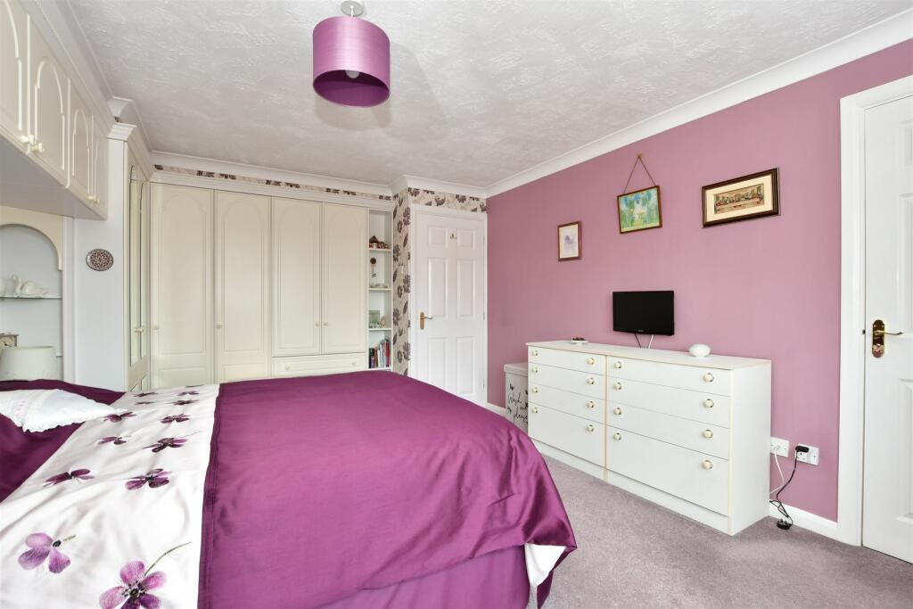 4 bedroom detached house for sale in Apple Tree Walk, Climping, West