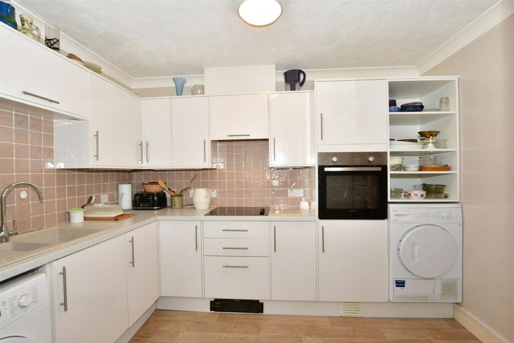 Additional property image - Queen Street, Arundel, West Sussex