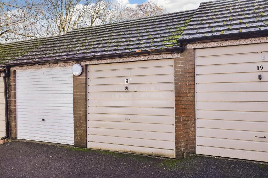 Additional property image - Crossbush, Arundel, West Sussex
