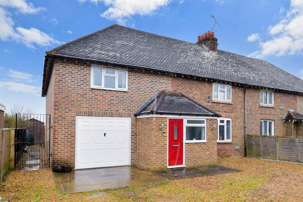 4 bedroom semidetached house for sale in Arundel Road, Poling, Arundel