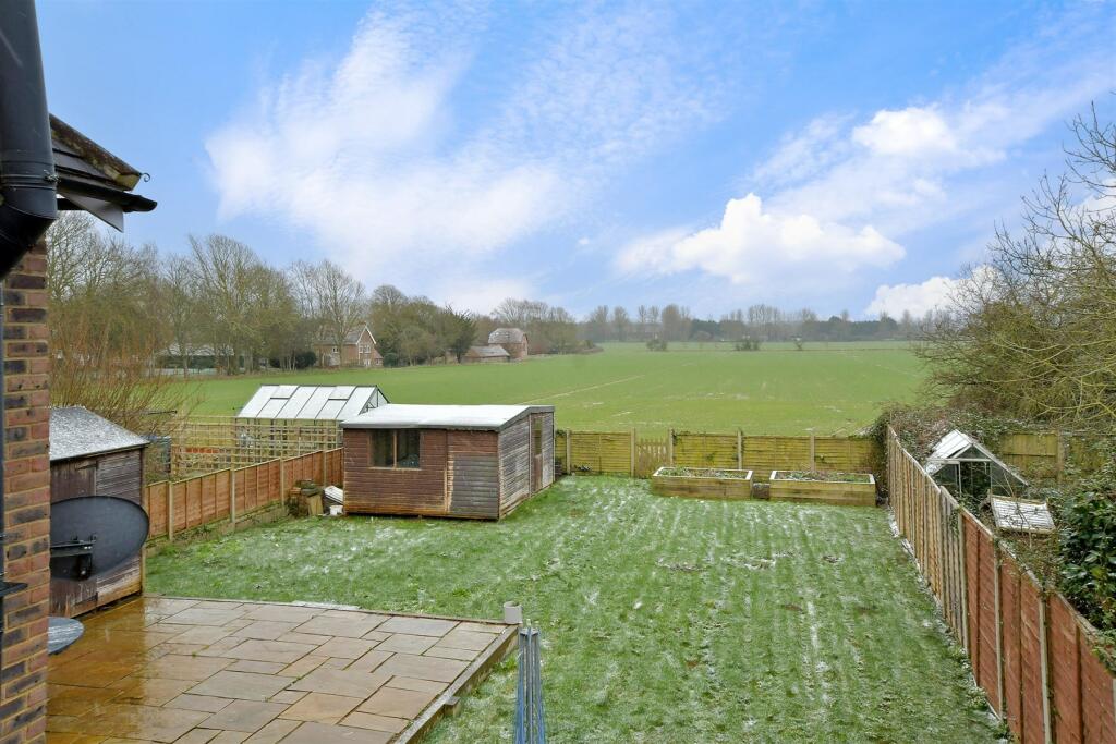 4 bedroom semidetached house for sale in Arundel Road, Poling, Arundel