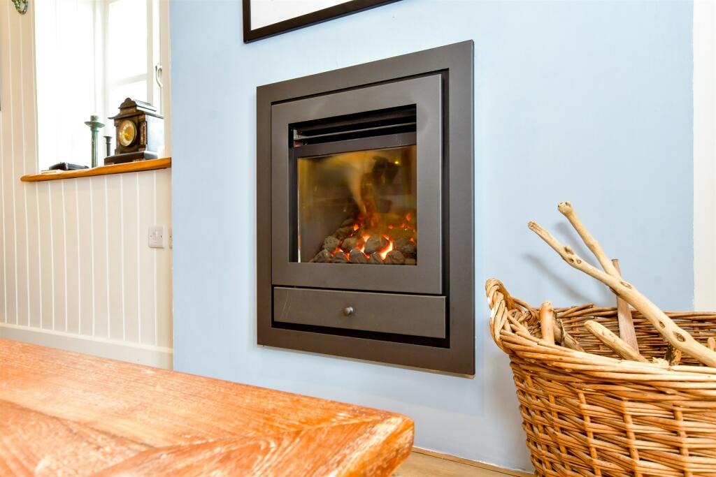 Additional property image - River Road, Arundel, West Sussex