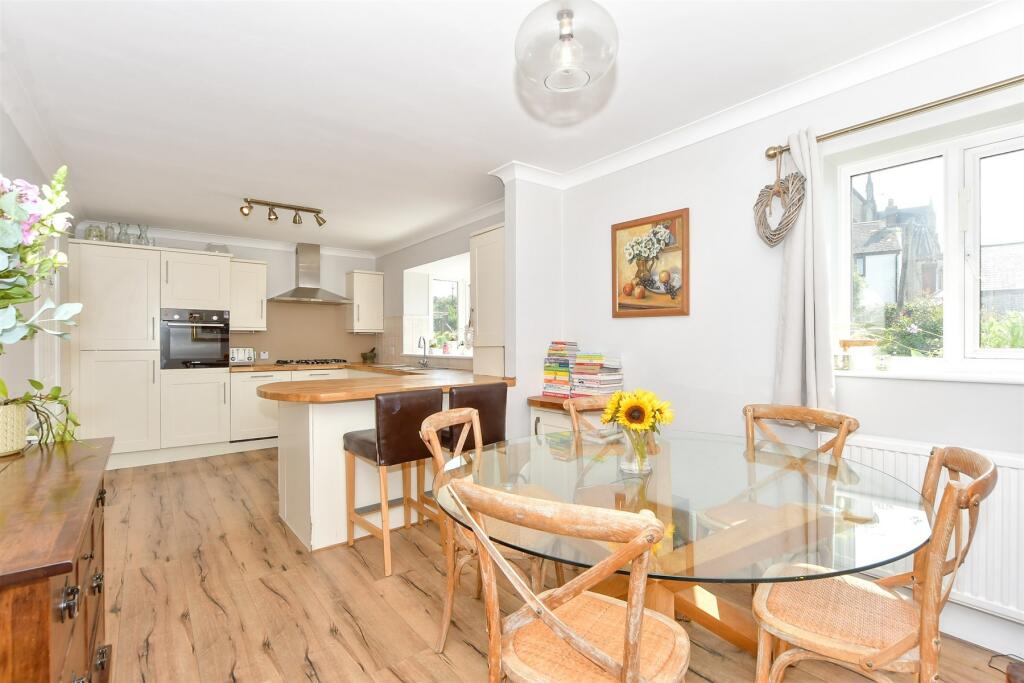 Additional property image - Mount Pleasant, Arundel, West Sussex