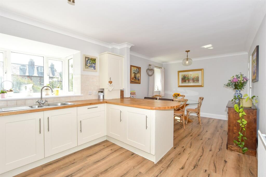 Additional property image - Mount Pleasant, Arundel, West Sussex