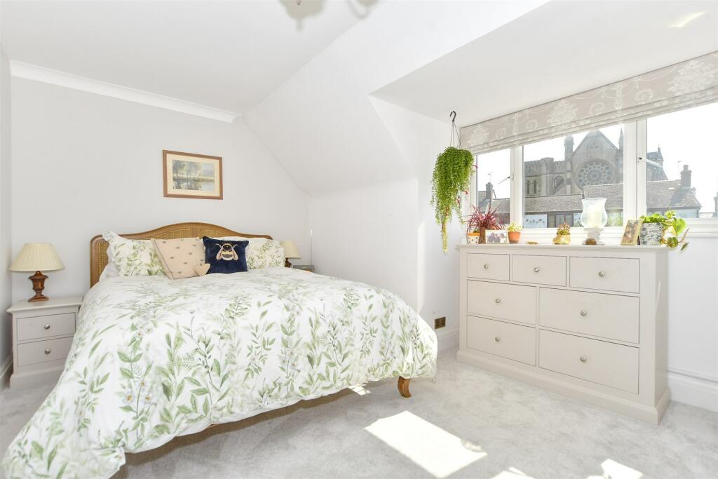 Additional property image - Mount Pleasant, Arundel, West Sussex