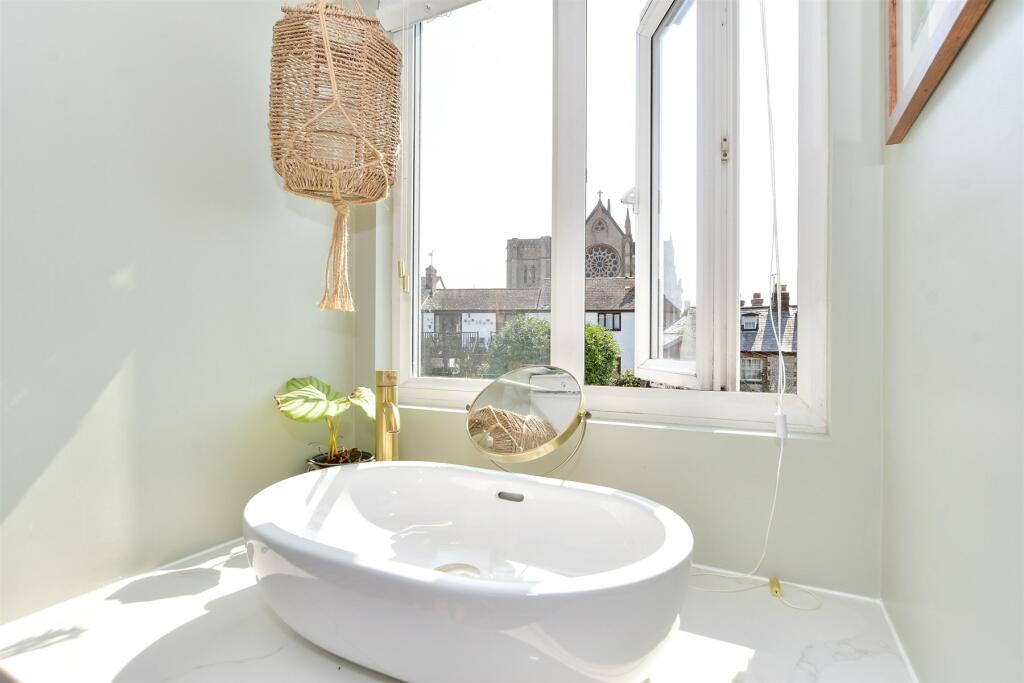 Additional property image - Mount Pleasant, Arundel, West Sussex