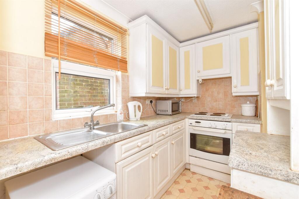 Additional property image - Queen Street, Arundel, West Sussex