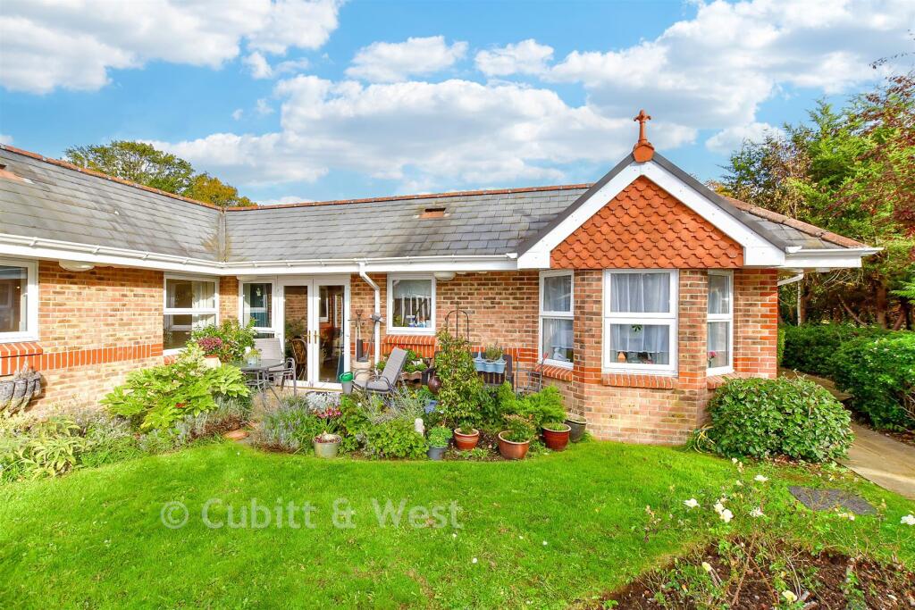 Main image of property: Fontwell Avenue, Eastergate, Chichester, West Sussex