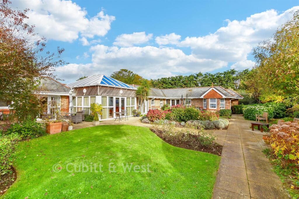 Main image of property: Fontwell Avenue, Eastergate, Chichester, West Sussex